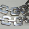 (n1494)Gargantilla de plata con eslabones cuadrados.